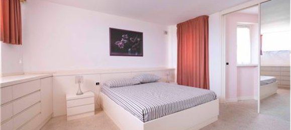 24-salle Villa à Fabriano, Italy No. 279251 32