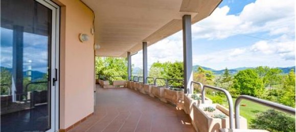 24-salle Villa à Fabriano, Italy No. 279251 25