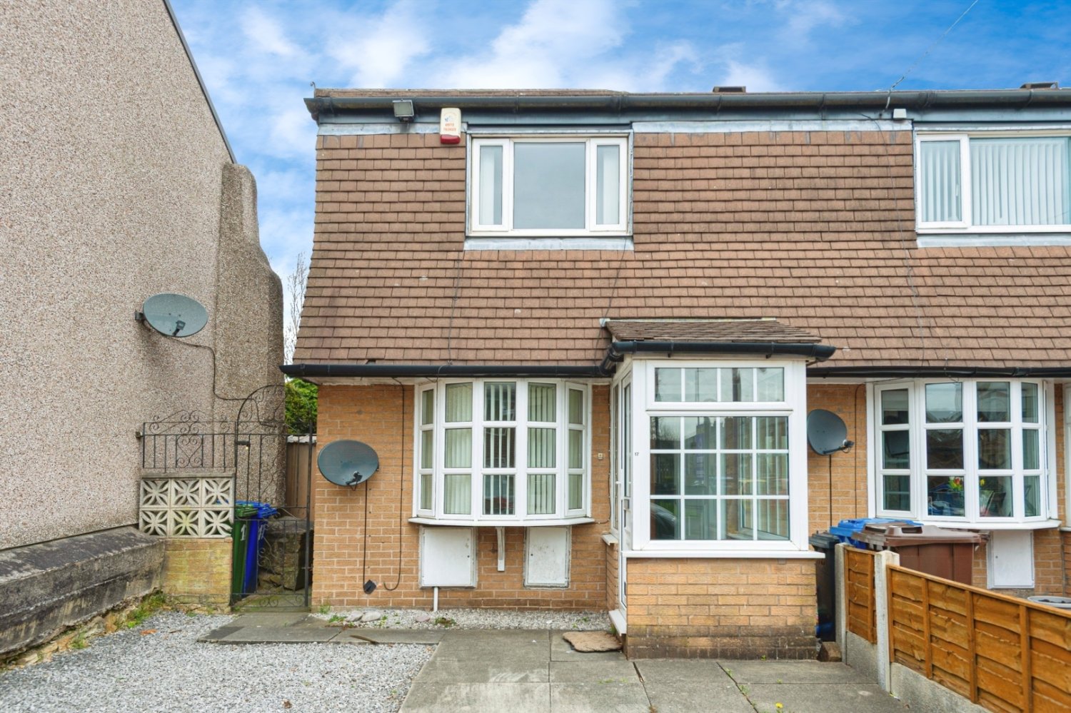 2 bedrooms House in Ashton-under-Lyne, United Kingdom No. 1860