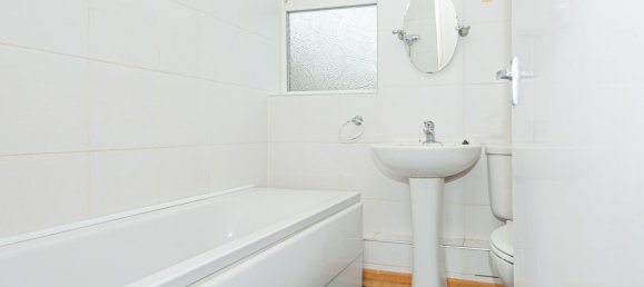 2 bedrooms House in Ashton-under-Lyne, United Kingdom No. 1860 11