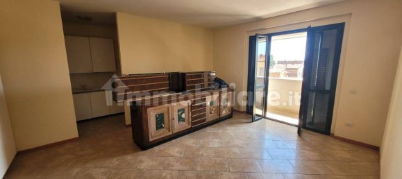 Apartamento de 3 dormitorios en Perugia, Italy No. 80368 11