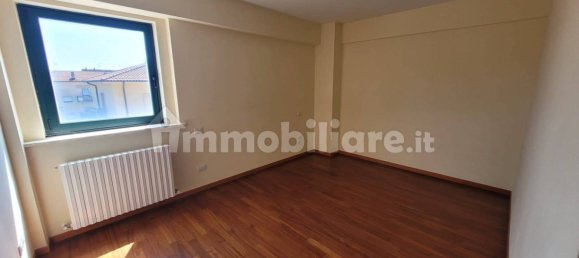 Apartamento de 3 dormitorios en Perugia, Italy No. 80368 20