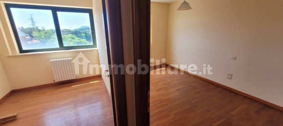 Apartamento de 3 dormitorios en Perugia, Italy No. 80368 16