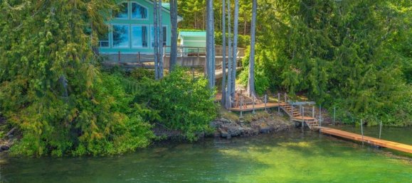 3 bedrooms House in British Columbia, Canada No. 232 10