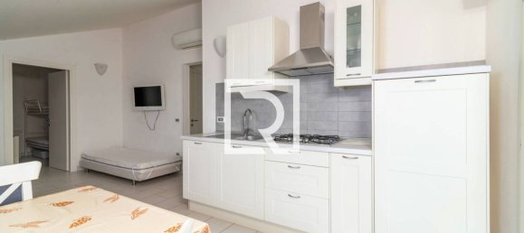 1 bedroom Apartment in Cervia, Italy No. 327587 4