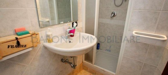 4غرفة شقة في Massa, Italy رقم 89995 12