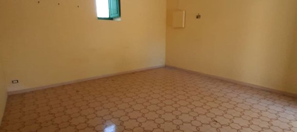5 rooms House in Somma Vesuviana, Italy No. 85092 19