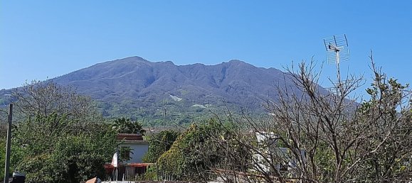 5 rooms House in Somma Vesuviana, Italy No. 85092 32