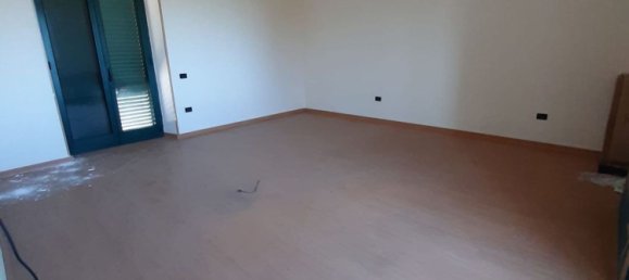 5 rooms House in Somma Vesuviana, Italy No. 85092 9