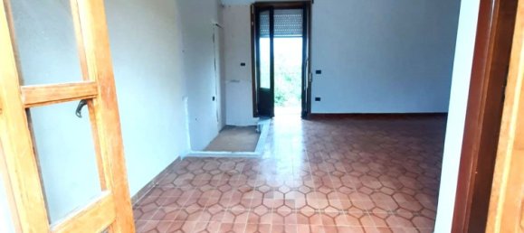 5 rooms House in Somma Vesuviana, Italy No. 85092 46