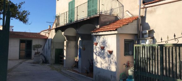 5 rooms House in Somma Vesuviana, Italy No. 85092 33