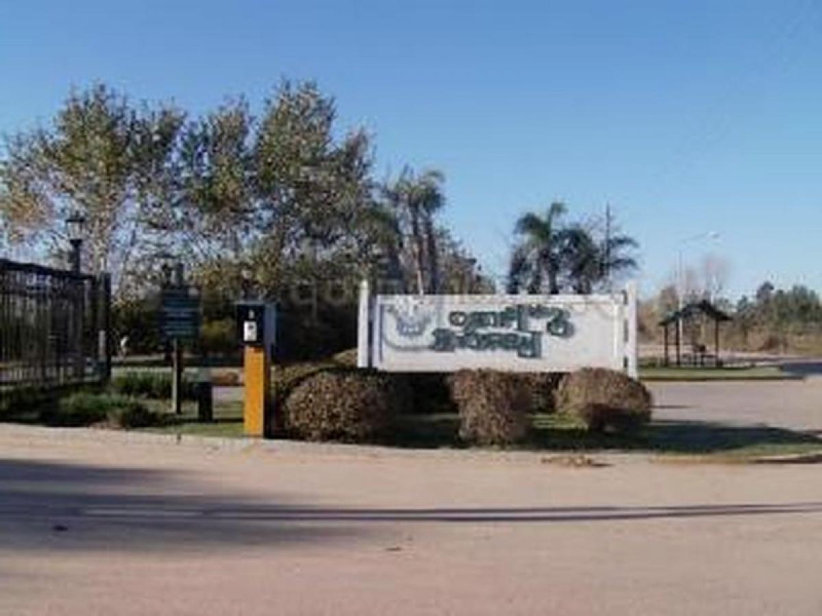  قطعة أرض في Tigre, Argentina رقم 30705