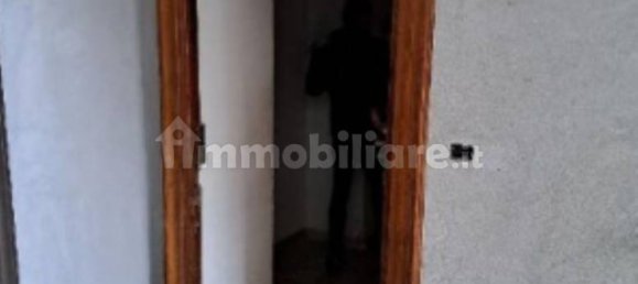 2 Schlafzimmer Wohnung in Naples, Italy, Nr. 357622 5