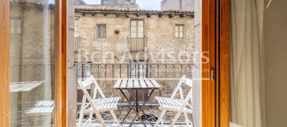 2 bedrooms Apartment in Ciutat Vella, Spain No. 164731 3