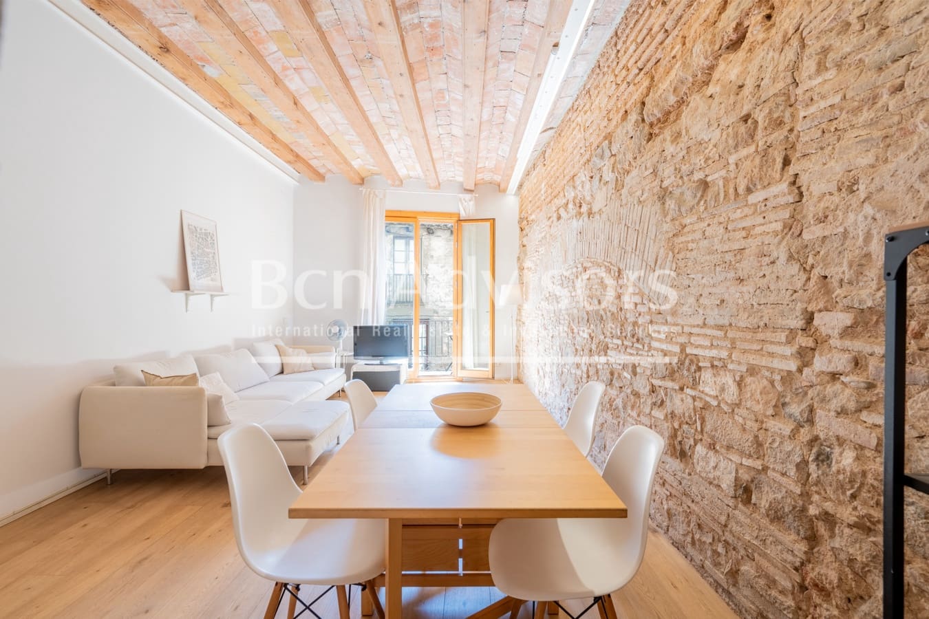 2 bedrooms Apartment in Ciutat Vella, Spain No. 164731