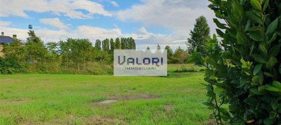 892m² Warehouse in Faenza, Italy No. 170408 12