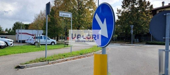 892m² Warehouse in Faenza, Italy No. 170408 8