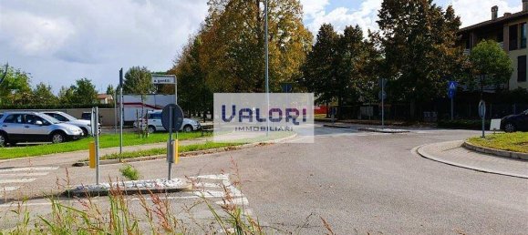 892m² Warehouse in Faenza, Italy No. 170408 6