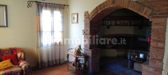 5 rooms House in Fucecchio, Italy No. 130229 24