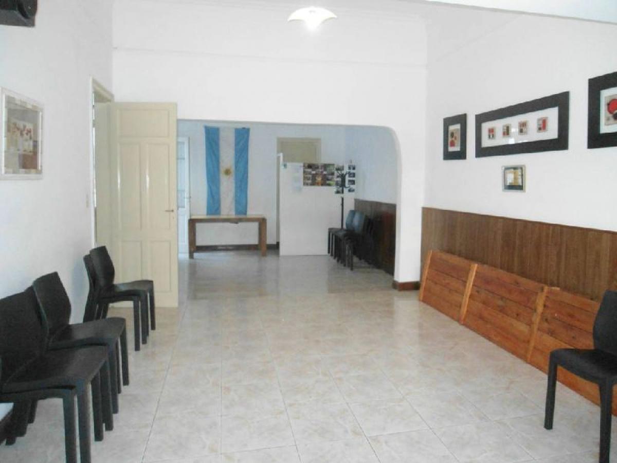 3 bedrooms House in Mar del Plata, Argentina No. 95139