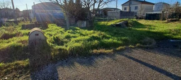 Almacén de 3 habitaciónes en Serravalle a Po, Italy No. 157451 7