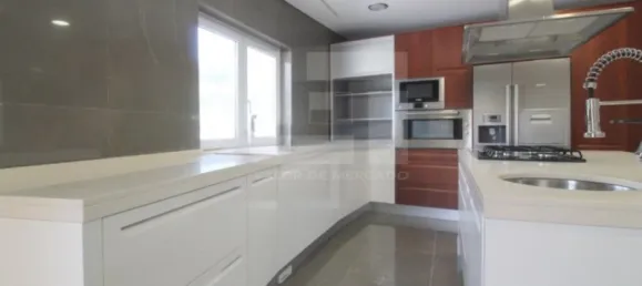 Дом с 4 спальнями в Синтра, Португалия № 166023 43