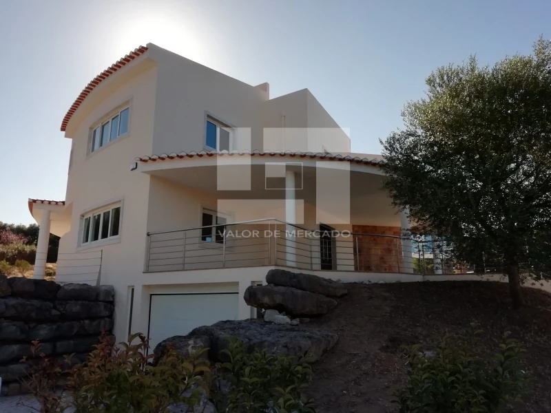 Дом с 4 спальнями в Синтра, Португалия № 166023