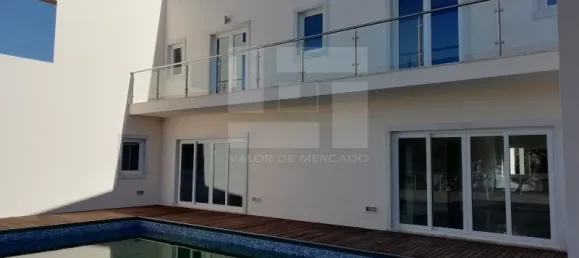 Дом с 4 спальнями в Синтра, Португалия № 166023 37