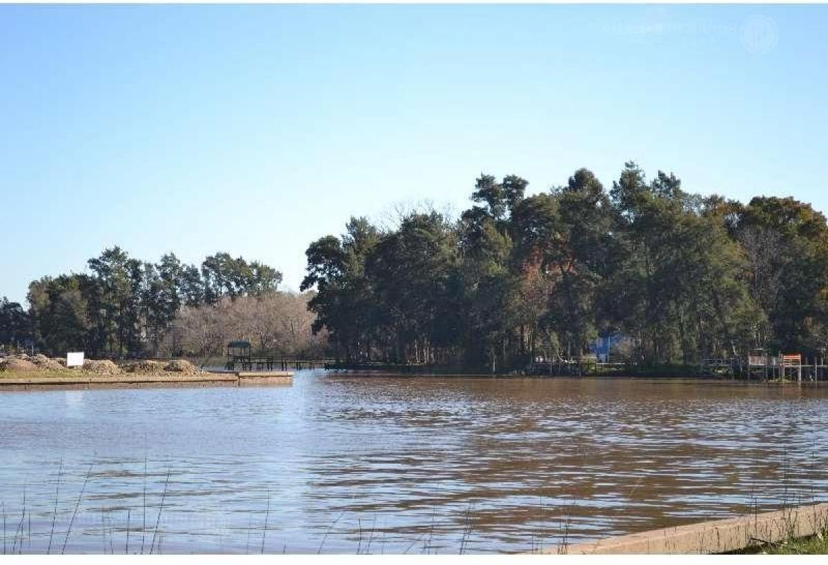  Land in Tigre, Argentina No. 42135