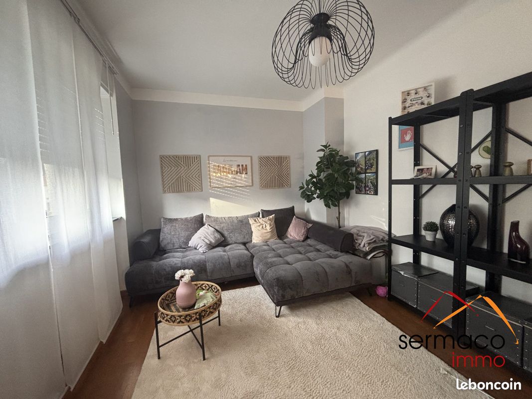 Casa de 4 dormitorios en Kerbach, France No. 332114