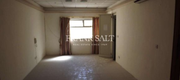 65m² Office in Hamrun, Malta No. 13276 3