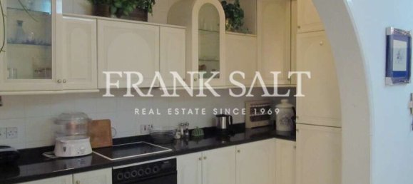 Квартира с 2 спальнями в Сан-Пауль-иль-Бахар, Мальта № 10694 5