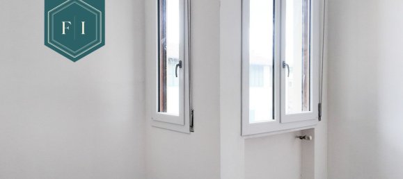 Apartamento de 3 dormitorios en Florence, Italy No. 381585 7