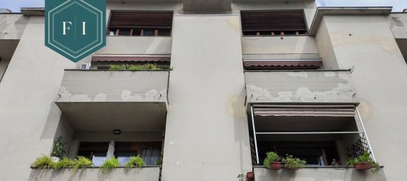 Apartamento de 3 dormitorios en Florence, Italy No. 381585 24