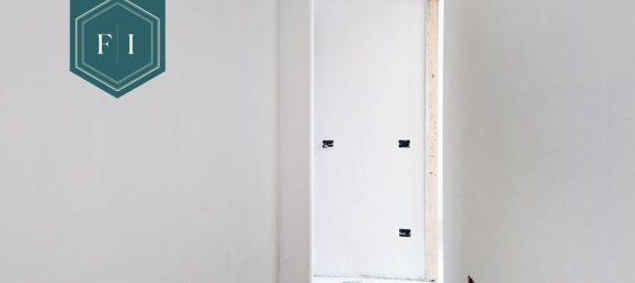 Apartamento de 3 dormitorios en Florence, Italy No. 381585 10