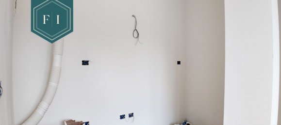 Apartamento de 3 dormitorios en Florence, Italy No. 381585 17