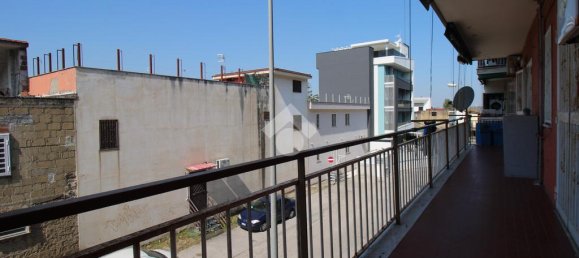 3 bedrooms Apartment in Volla, Italy No. 356117 4