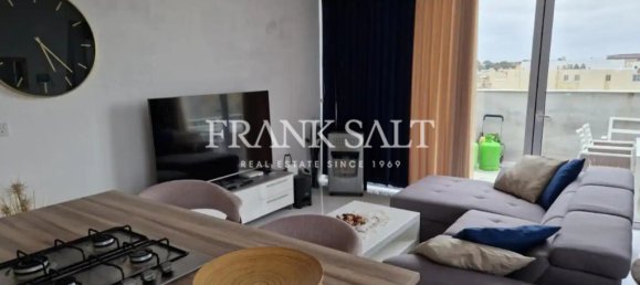 3 bedrooms Penthouse in Luqa, Malta No. 10964 9