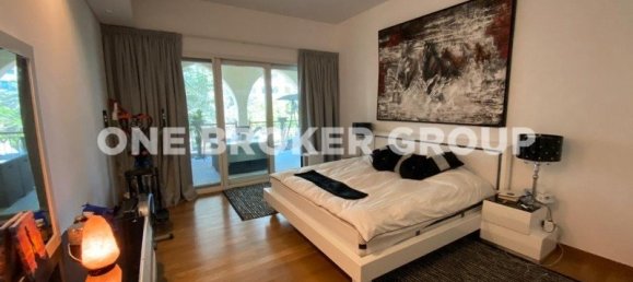 2 bedrooms Apartment in Palm Jumeirah, UAE No. 1174 3