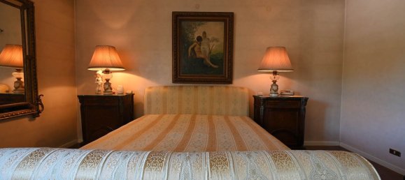 14 rooms Penthouse in Modena, Italy No. 290501 24