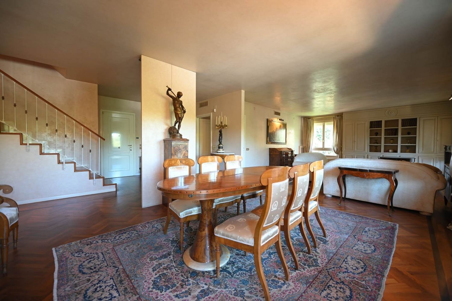 Penthouse de 14 divisões em Modena, Italy N.º 290501