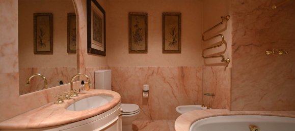 14 rooms Penthouse in Modena, Italy No. 290501 28