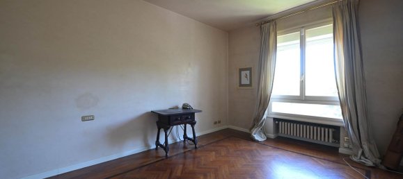 14 rooms Penthouse in Modena, Italy No. 290501 38