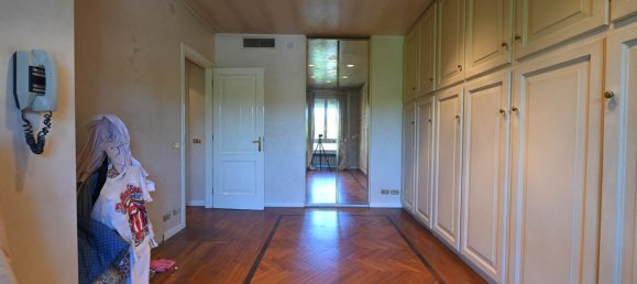 14 rooms Penthouse in Modena, Italy No. 290501 14