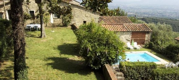 Studio in Capannori, Italy No. 1550 2