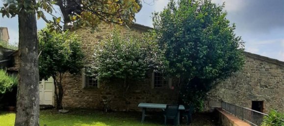 Studio in Capannori, Italy No. 1550 11