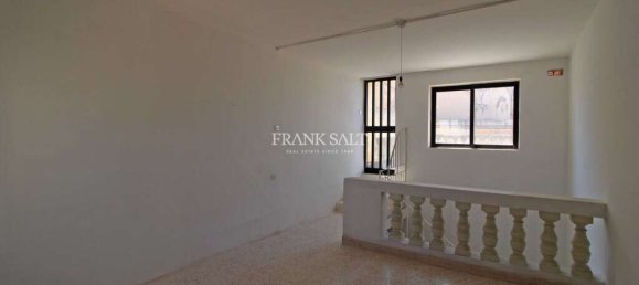 Büro in Paola, Malta 150m², Nr. 12341 11