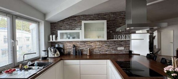 Edifício de 10 divisões em Roth, Germany N.º 220414 3