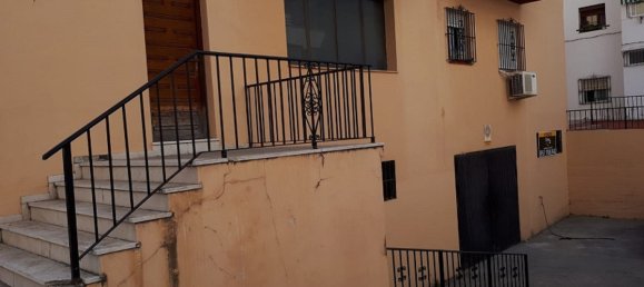 319m² Garage in Marbella, Spain No. 69132 4