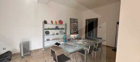 2 Schlafzimmer Wohnung in Avezzano, Italy, Nr. 30480 7